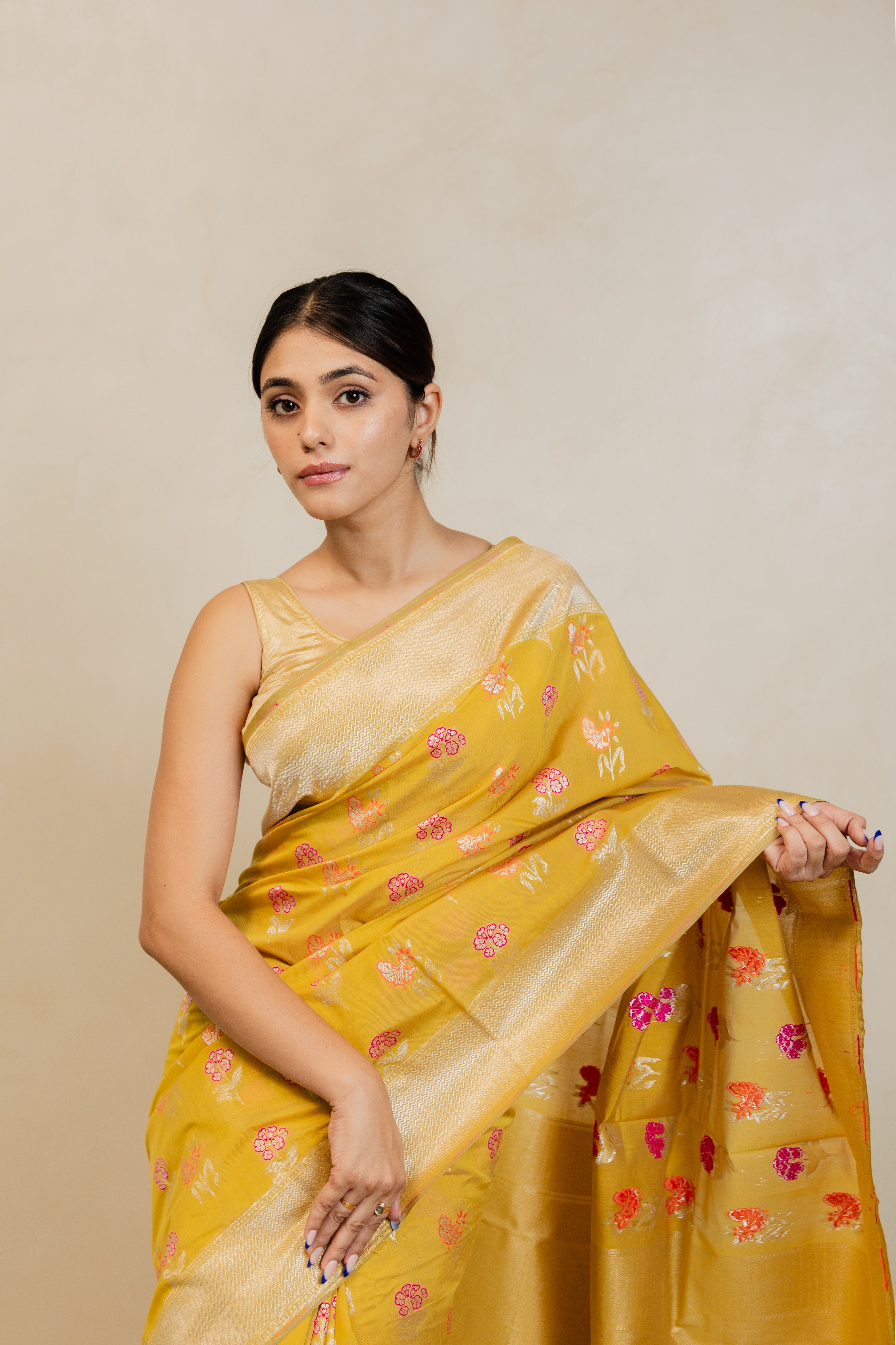 Cotton Jamdani Flower Booti Mustard Handloom Saree